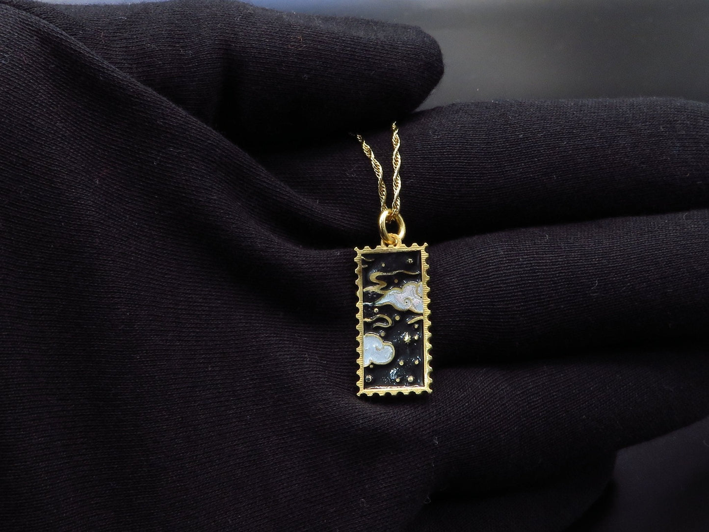 Cloud Stamp pendant - Gold Vermeil - Hyperbolic studio