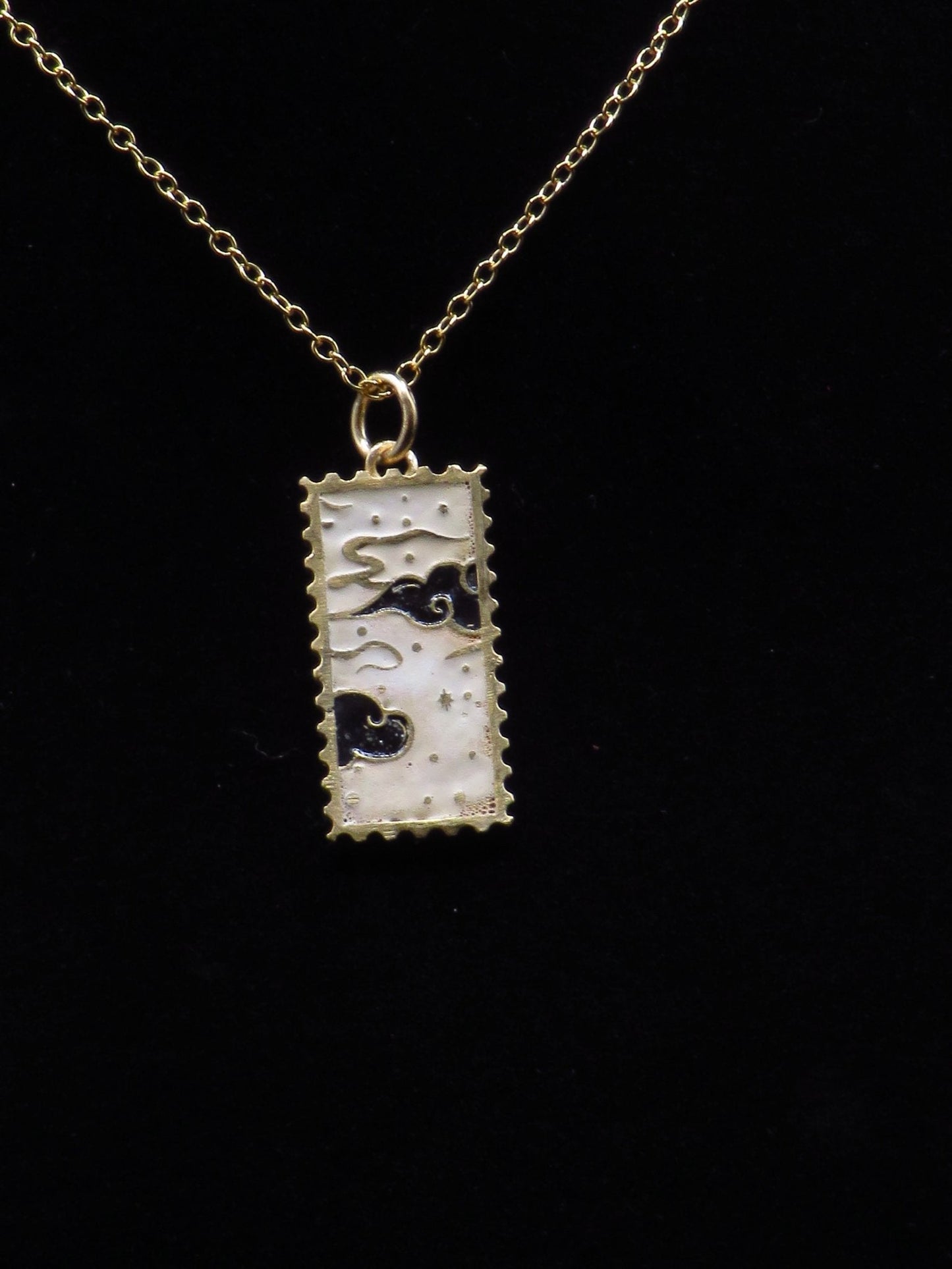 Cloud Stamp pendant - Gold Vermeil - Hyperbolic studio