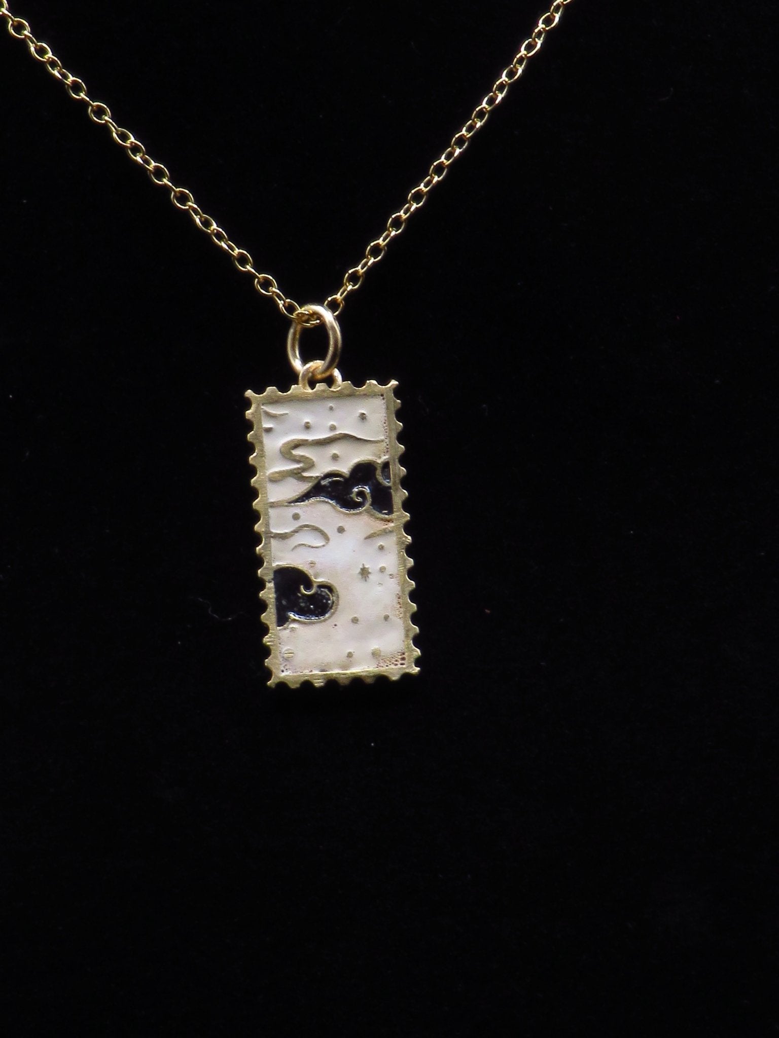 Cloud Stamp pendant - Gold Vermeil - Hyperbolic studio