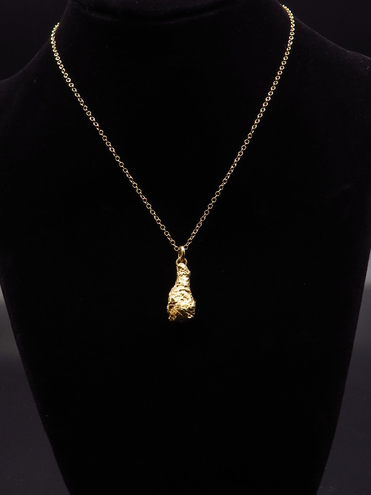 Fried Chicken Pendant - A Culinary masterpiece - Gold Vermeil - Hyperbolic studio