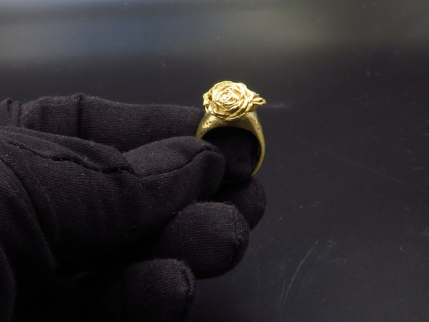 Rose Signet ring - Statement jewelry - Gold Vermeil - Hyperbolic studio