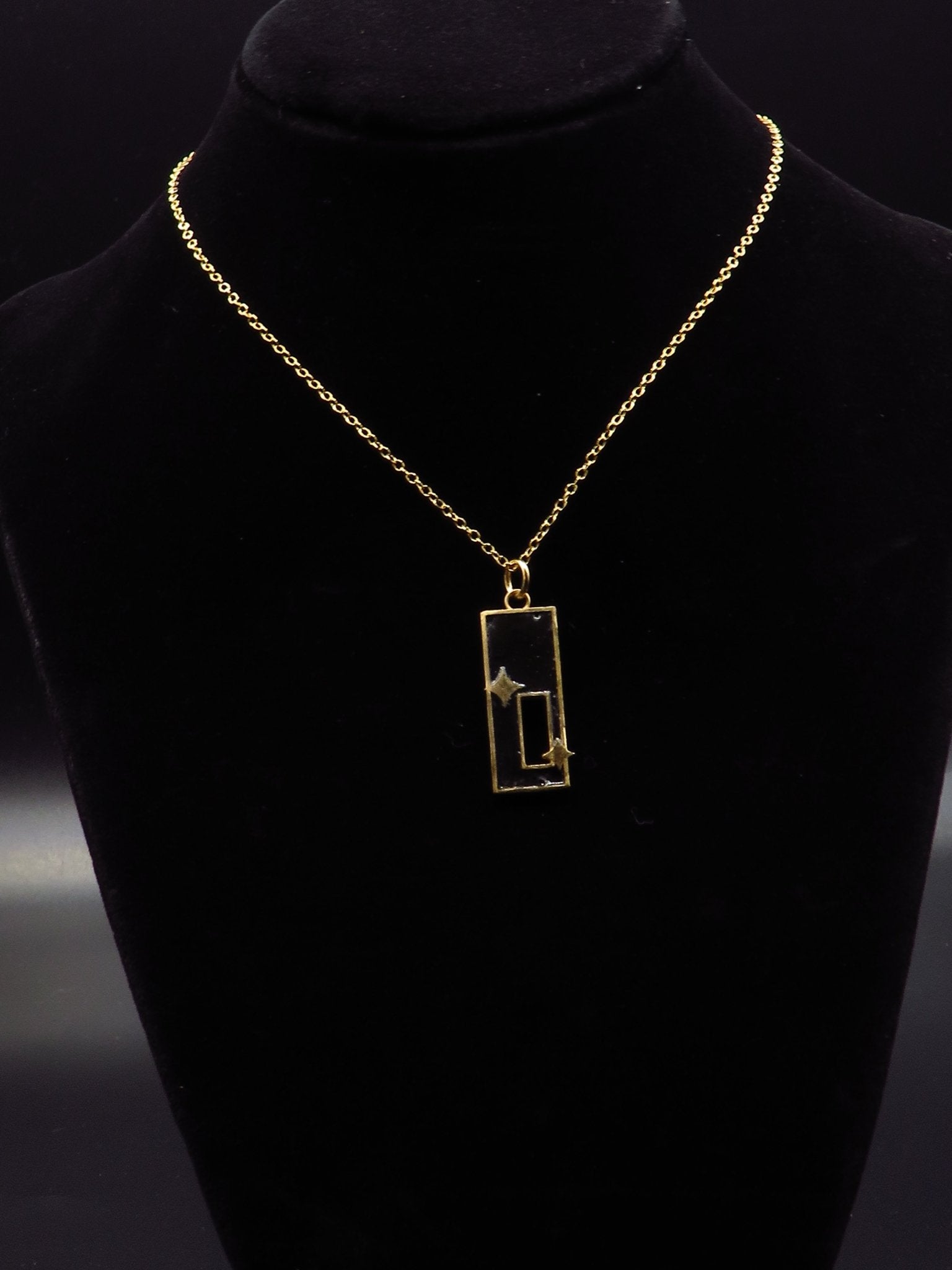 Star Enamel Pendant – A Retro Statement of Style - Gold Vermeil - Hyperbolic studio
