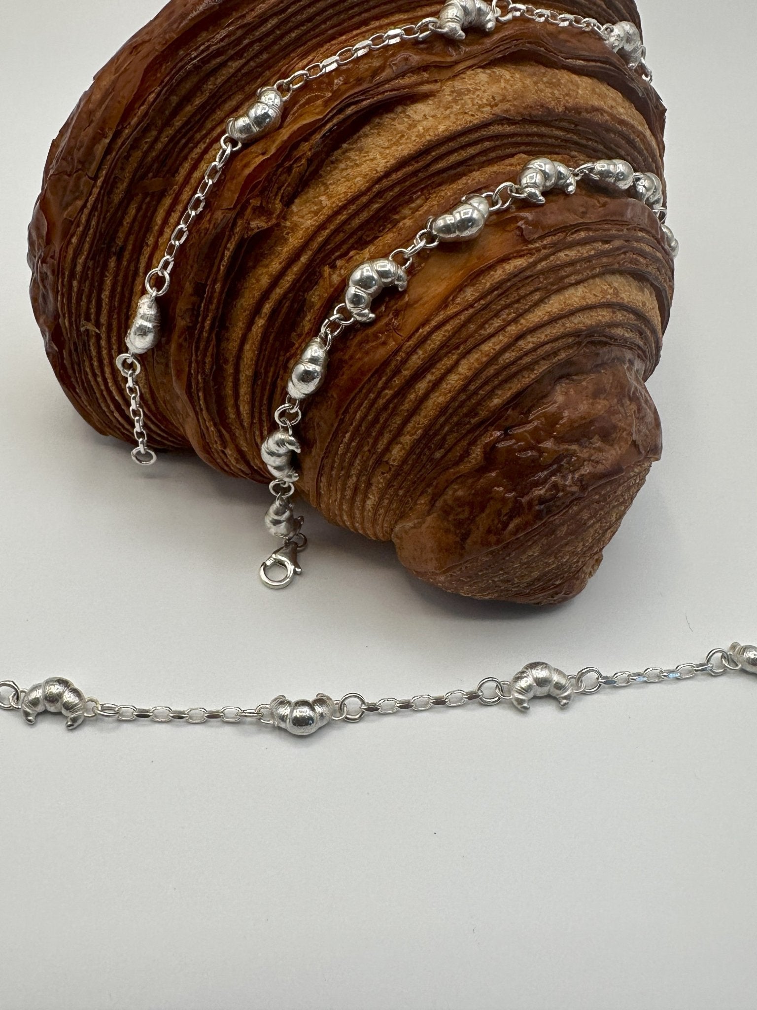 Croissant Bracelet - Culinary Charm bracelet - A Delightful Accessory! - Hyperbolic studio