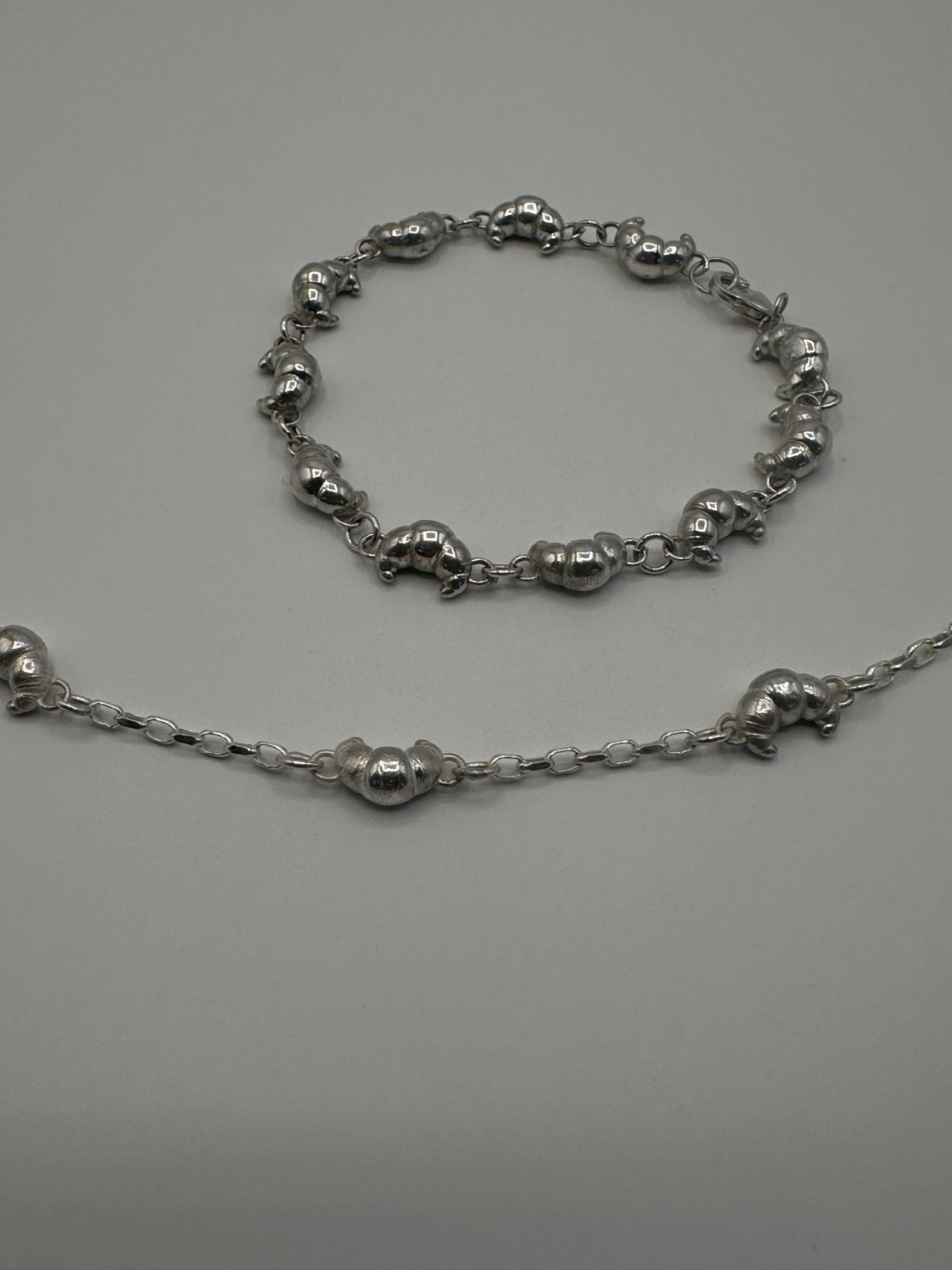 Croissant Bracelet - Culinary Charm bracelet - A Delightful Accessory! - Hyperbolic studio