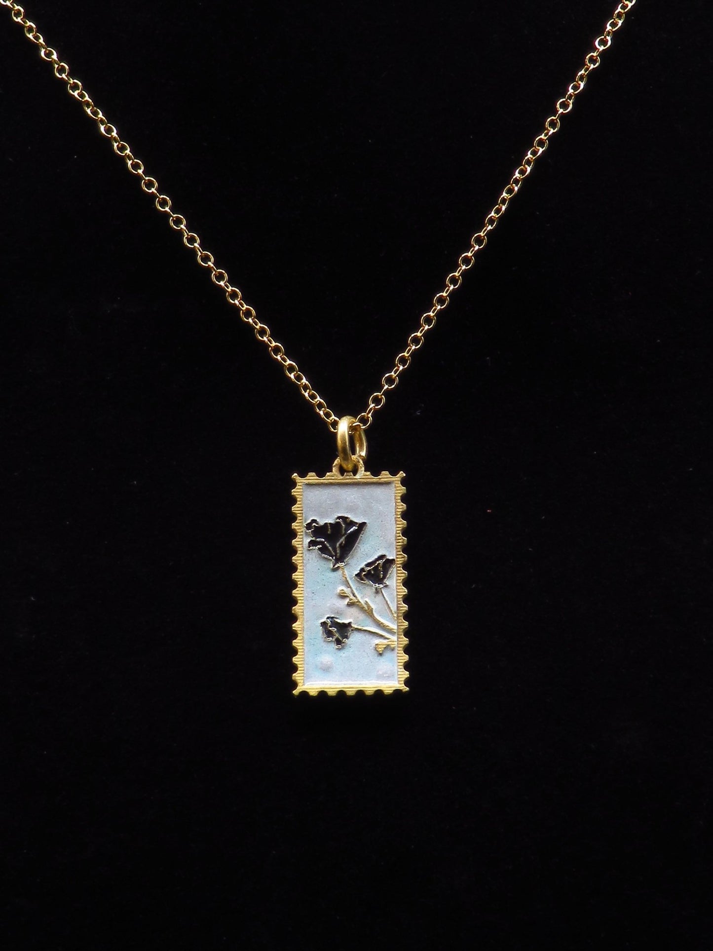 Poppy Stamp pendant - Gold Vermeil - Hyperbolic studio