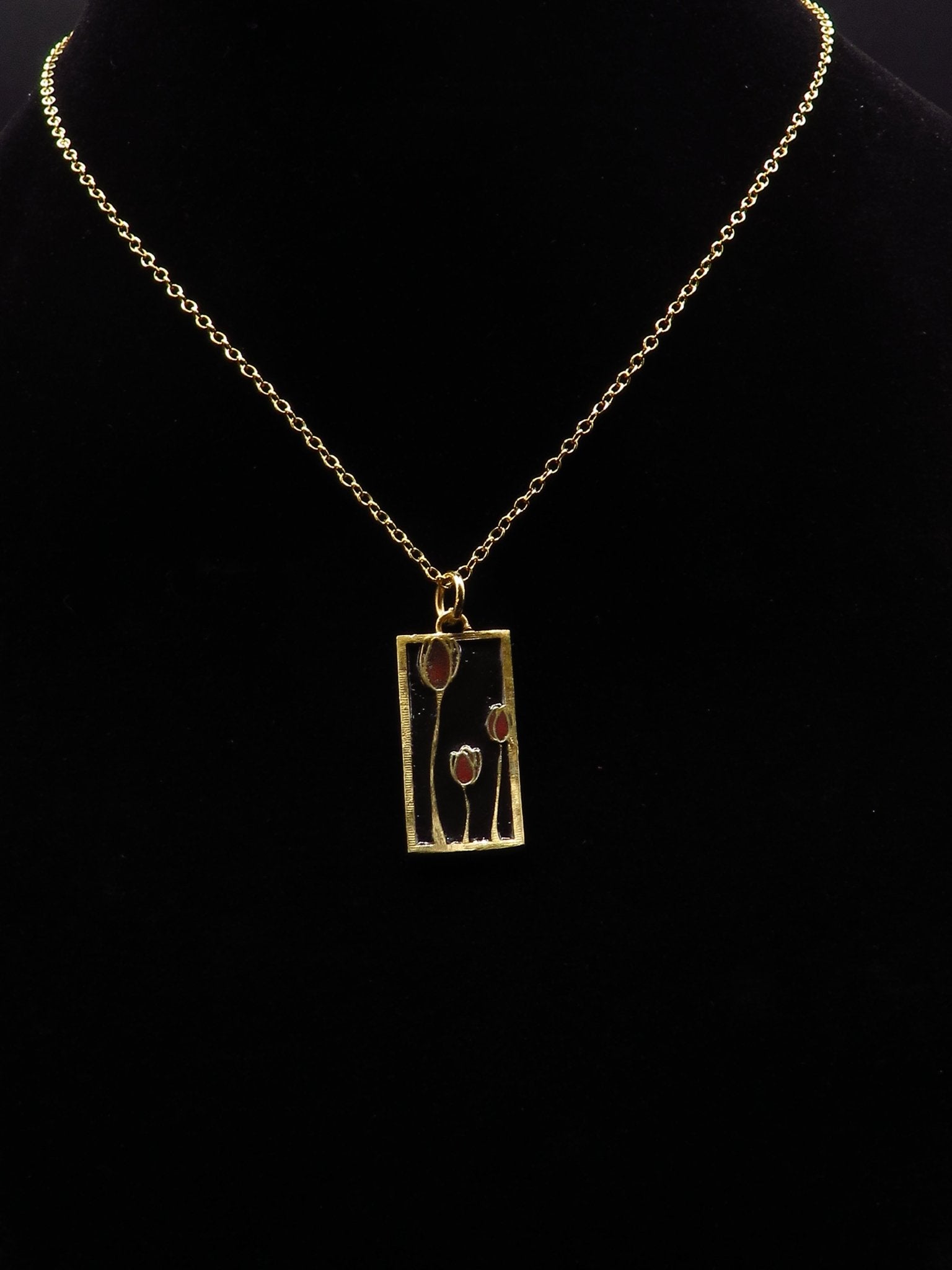 Tulip pendant - A Touch of Charming Elegance - Gold Vermeil - Hyperbolic studio